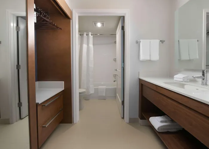 Sonesta Es Worth Fossil Creek Hotel 3*